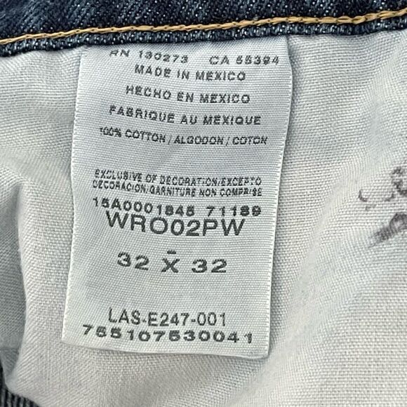 Wrangler shorts size 32 waist - Picture 9 of 11